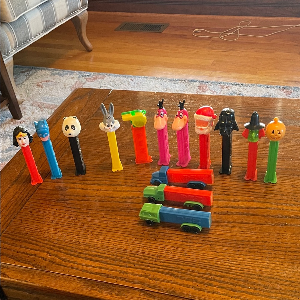 Vintage Wonder Woman, Batman and Bugs Bunny and others Pez Dispenser